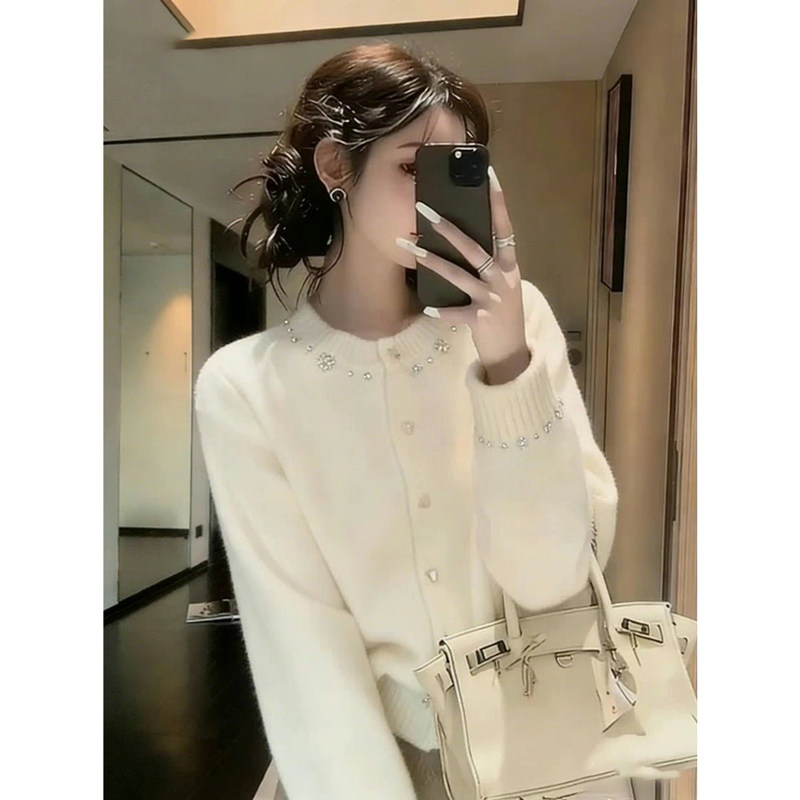2026秋冬新款毛衣女镶钻针织开衫千金风休闲百搭韩系潮流时髦长袖,女装/女士精品,大码内搭,淘宝优惠券,粉丝福利购,淘宝优惠卷