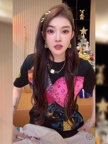 圆领卡通热气球印花复古时髦