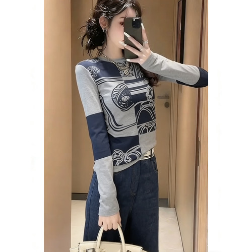 做旧不规则拼接印花T恤修身