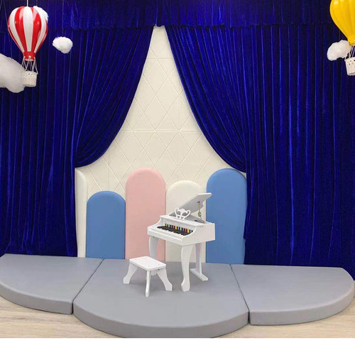 软包可移动t台布置表演木质剧场