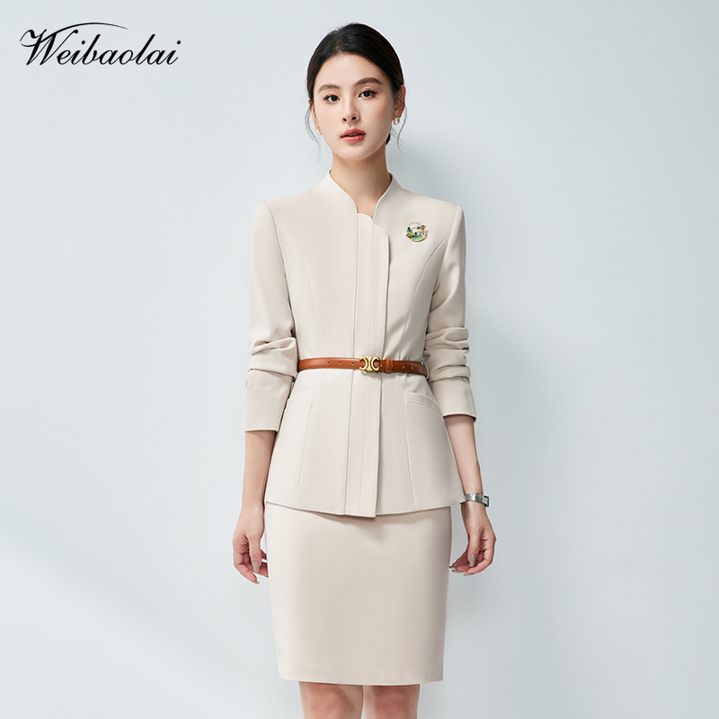 职业套装女秋冬米色美容师工作服