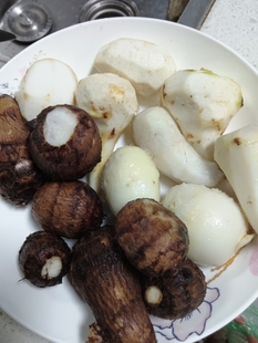 粤北农家小芋仔新鲜软糯香滑毛芋头奶油香小芋头当季蔬菜现挖现发