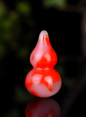 新疆和田红玉葫芦挂件玉石葫芦福禄福寿绵长平安摆设挂件吊坠