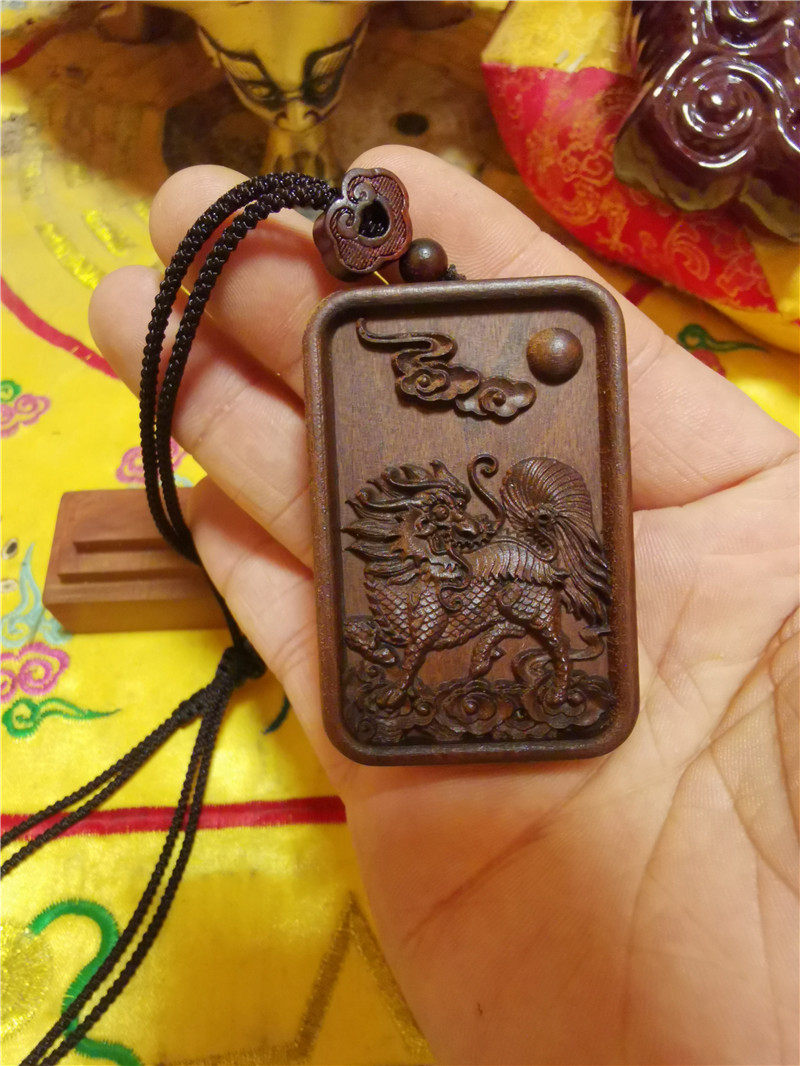 道用品雷击枣木吊坠精雕枣木麒麟吊牌木牌吊坠道家随身携带吊牌