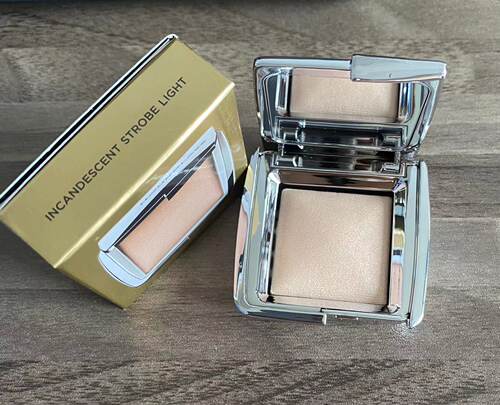 Hourglass高光Incandescent Light迷你 1.3g！自然通透不显毛孔