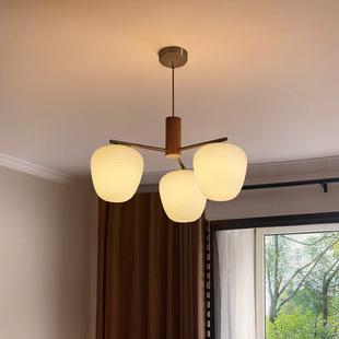 三头硕果吸顶灯卧室北欧中古吊灯简约奶白玻璃原木风餐厅灯具小众
