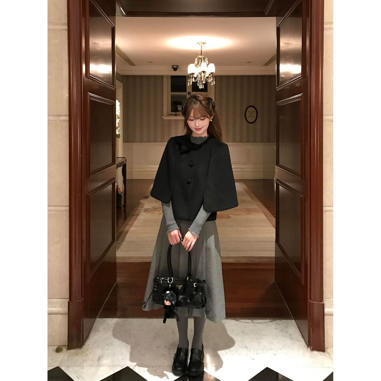 ZK直井怜酱日系古早斗篷外套+灰色百褶裙+木耳边打底上衣三件套女