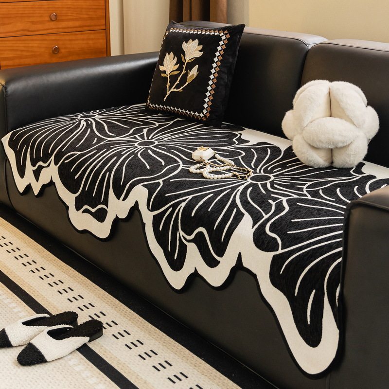 黑色花异形沙发垫子四季通用复古高级感新款皮沙发坐垫防滑盖布巾
