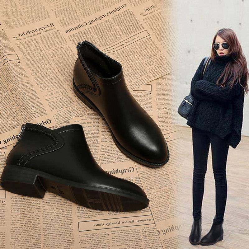 显脚小裸靴女鞋2025秋冬新款单靴尖头平底小短靴加绒真皮马丁靴女