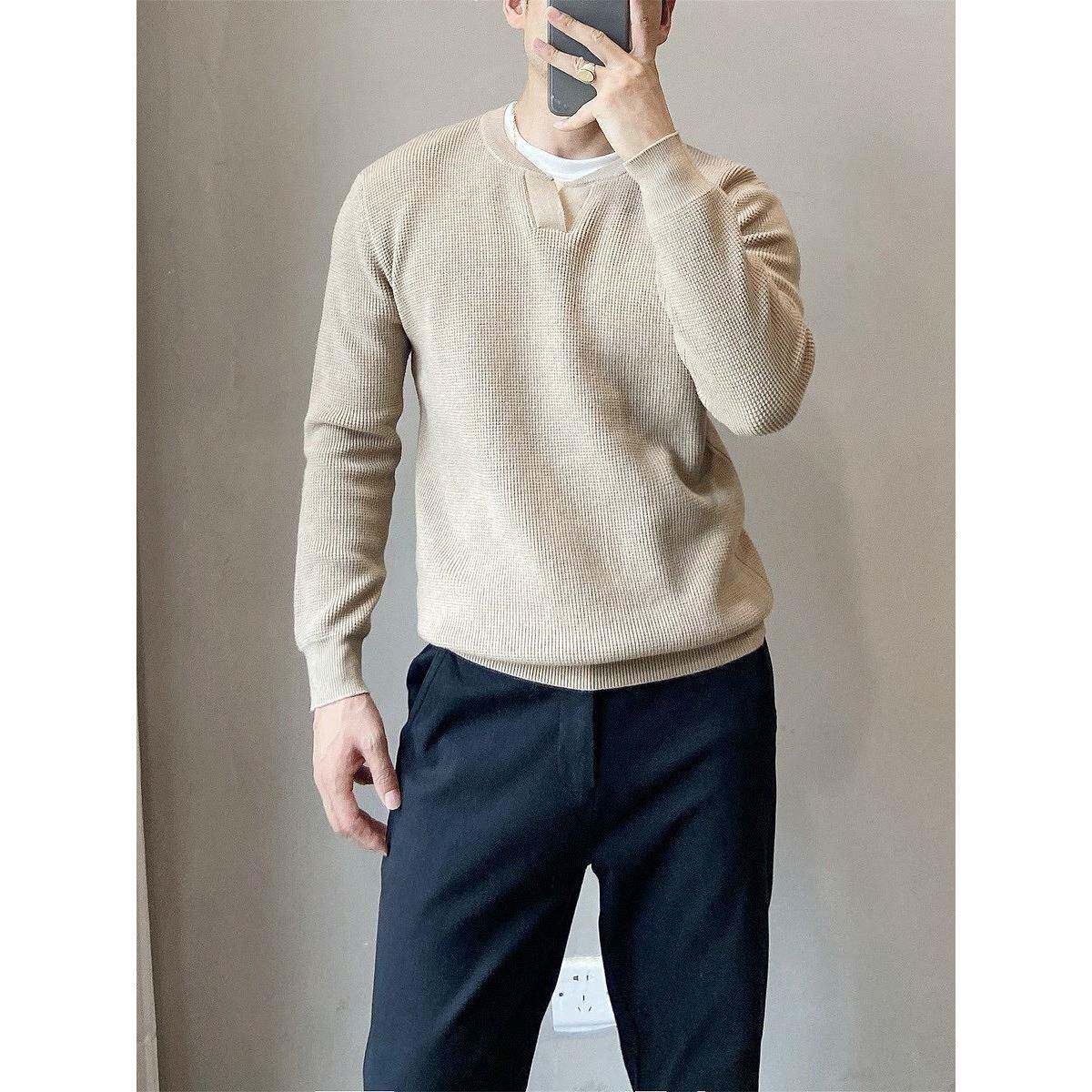 GM新潮 秋季白色内搭小V领男士毛衣轻熟风套头宽松舒适圆领针织衫