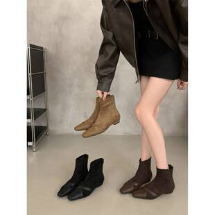 香港覆古韩版粗跟瘦瘦短靴女秋冬2025新款时尚方头低跟弹力小踝靴