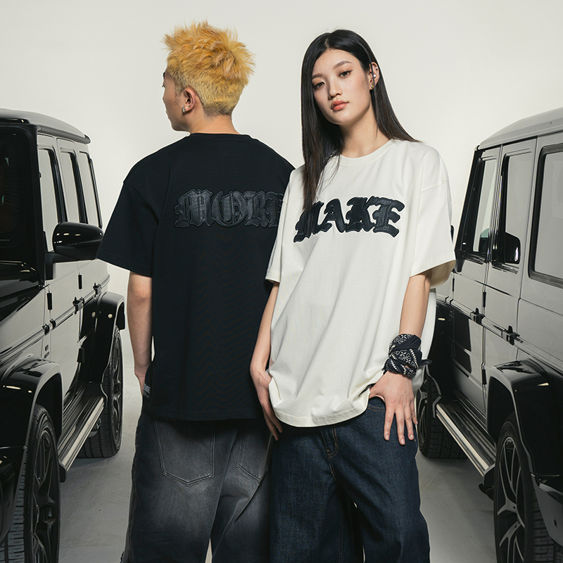 Makemore哥特美式贴皮绣纯棉短袖