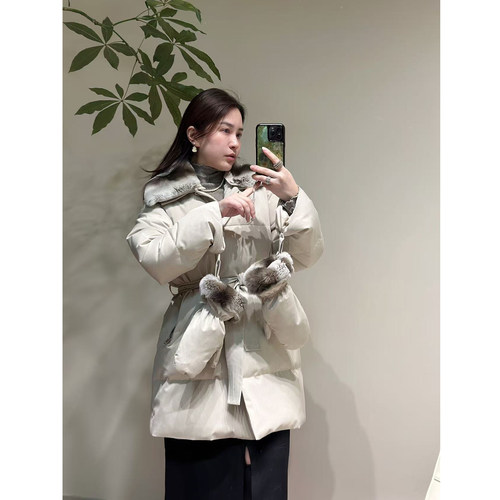 美一MEIYI可拆卸毛领极简系列马甲带手套鹅绒服宽松气质冬外套