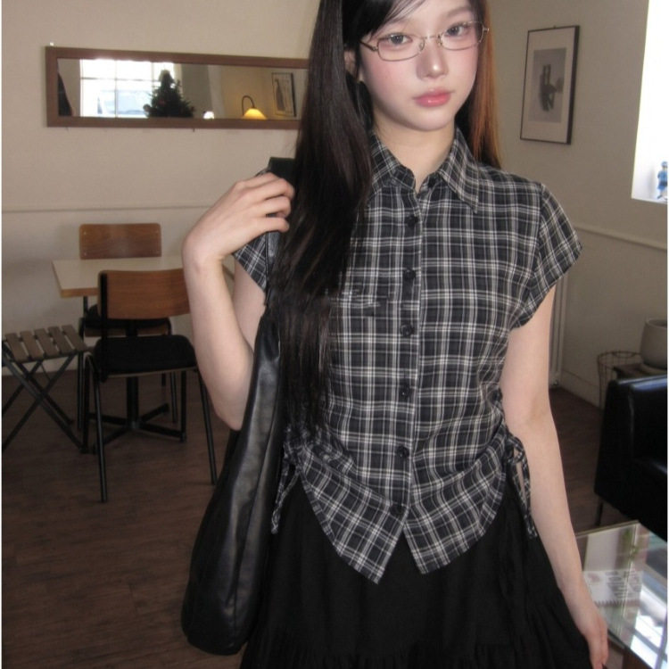 黑色POLO领复古格子短袖衬衫女夏季新款韩系收腰显瘦衬衣短款上衣