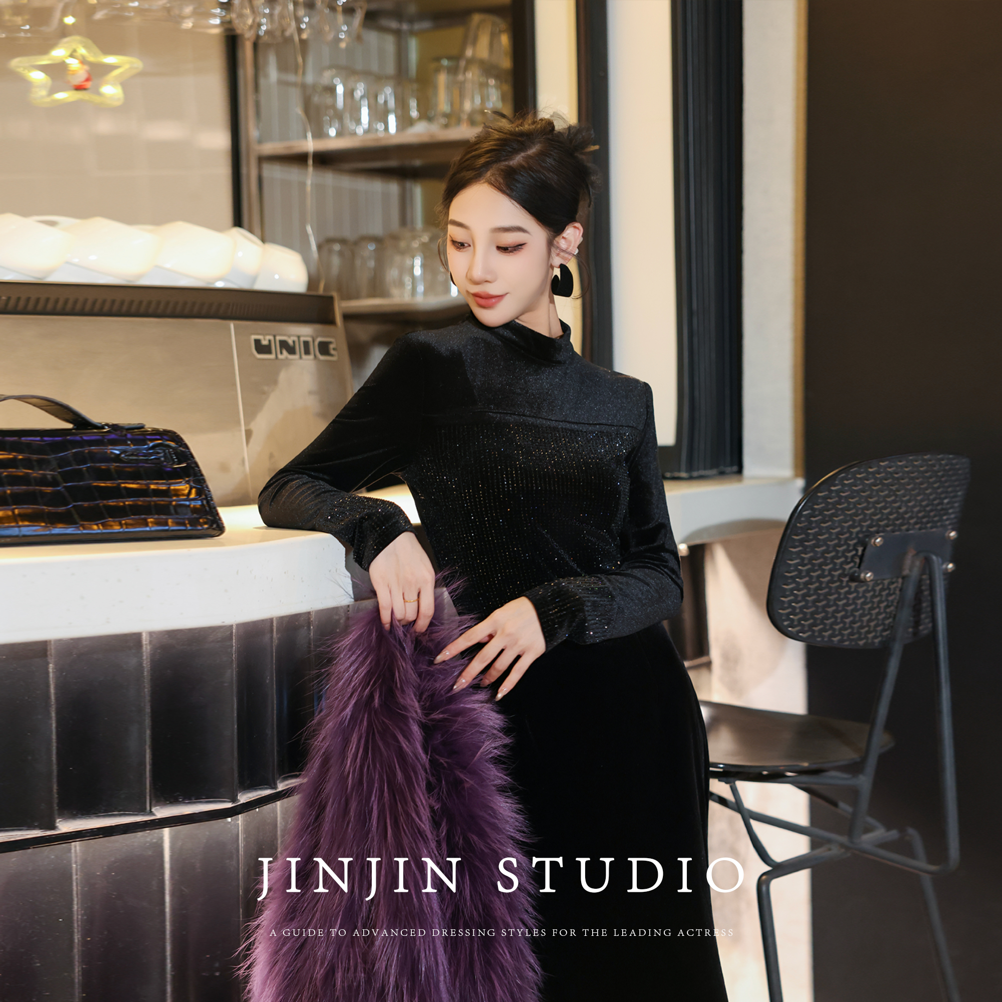 高领百搭丝绒烫钻打底修身上衣