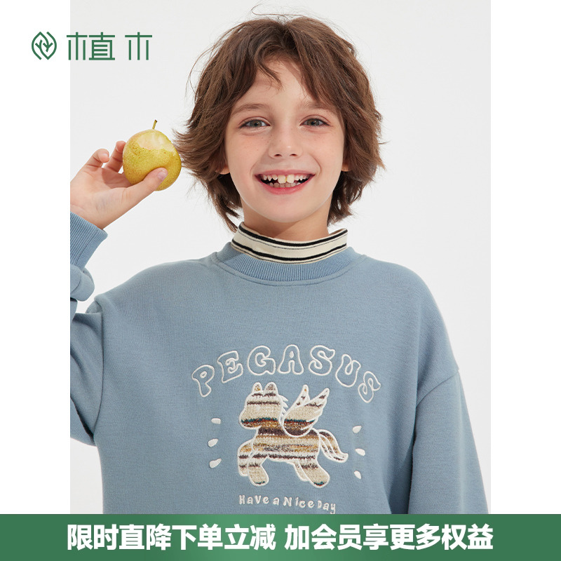 女童拼接半高领驿马贴布绣卫衣