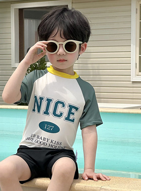 新款韩版儿童泳衣男童分体短袖防晒速干男孩游泳衣中小童洋气泳装