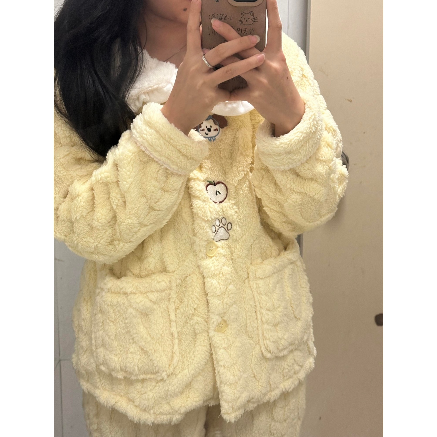 娃娃领珊瑚绒睡衣女卡通狗狗冬季