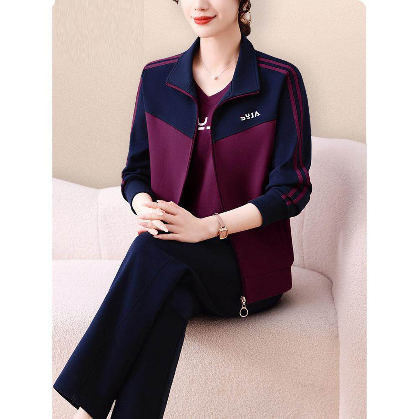 妈妈春秋运动服套装洋气新款中老年女春装外套宽松大码休闲三件套