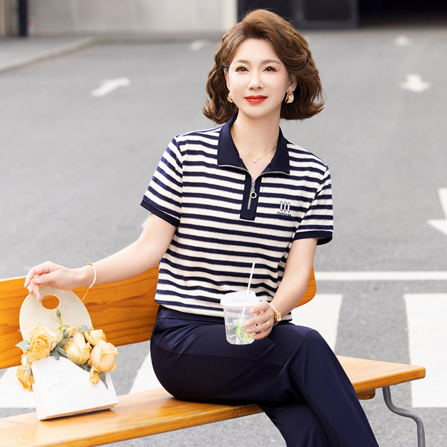 高级感立领运动套装女士条纹休闲两件套中老年妈妈短袖休闲装夏季