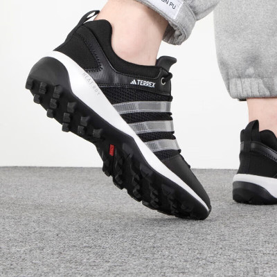 阿迪达斯adidas休闲鞋男鞋运动鞋一脚蹬户外透气轻便涉水鞋HP8634