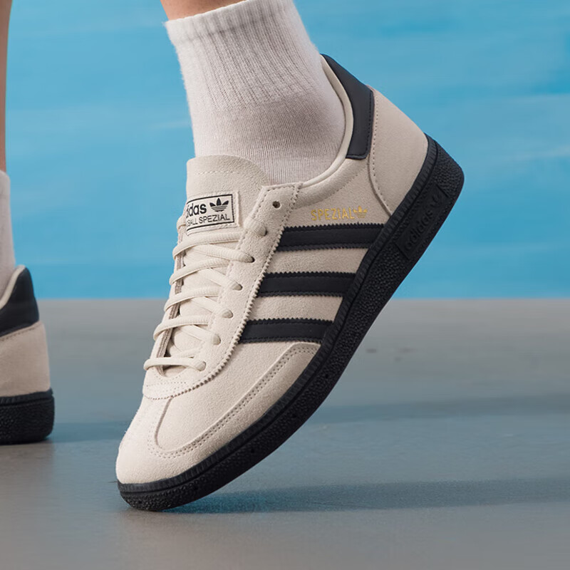 阿迪达斯adidas休闲鞋三叶草运动鞋Handball德训鞋板鞋 JR3667