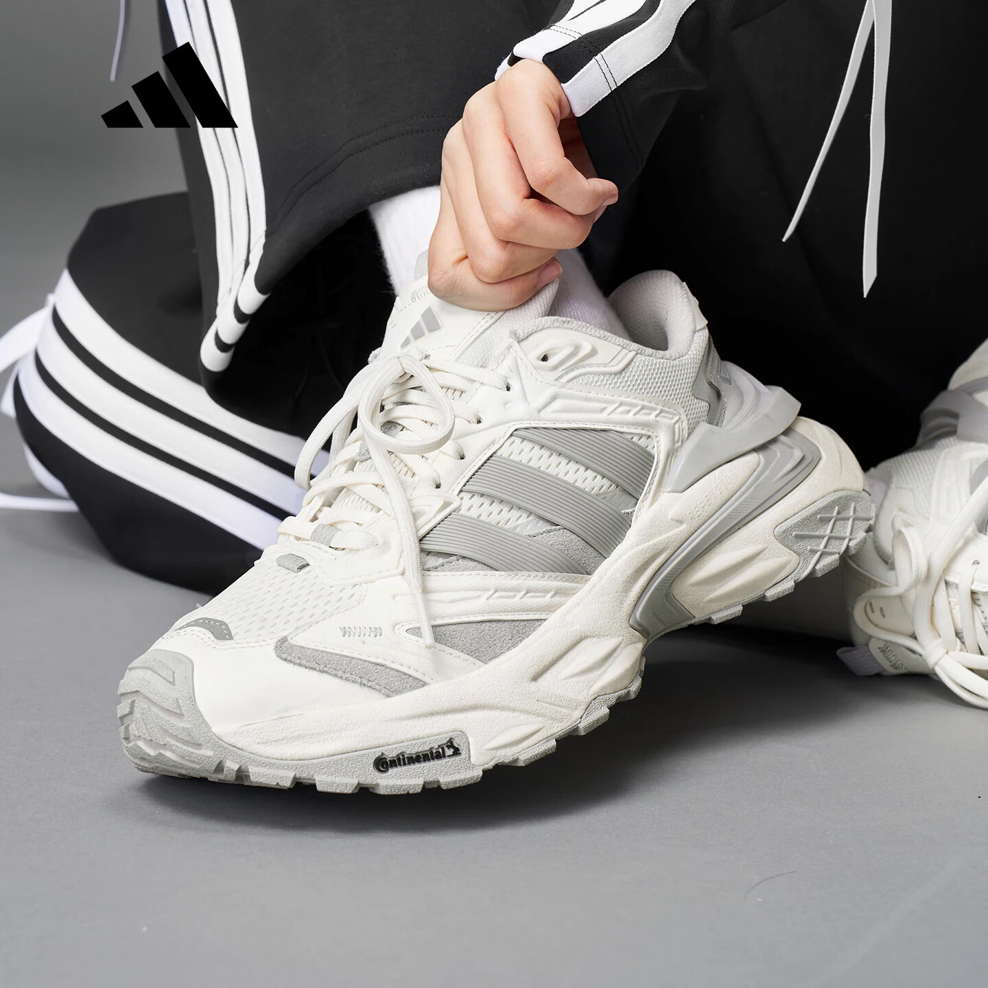 阿迪达斯 （adidas）运动型格系列 XLG STORM EDGE 休闲鞋 JQ4083