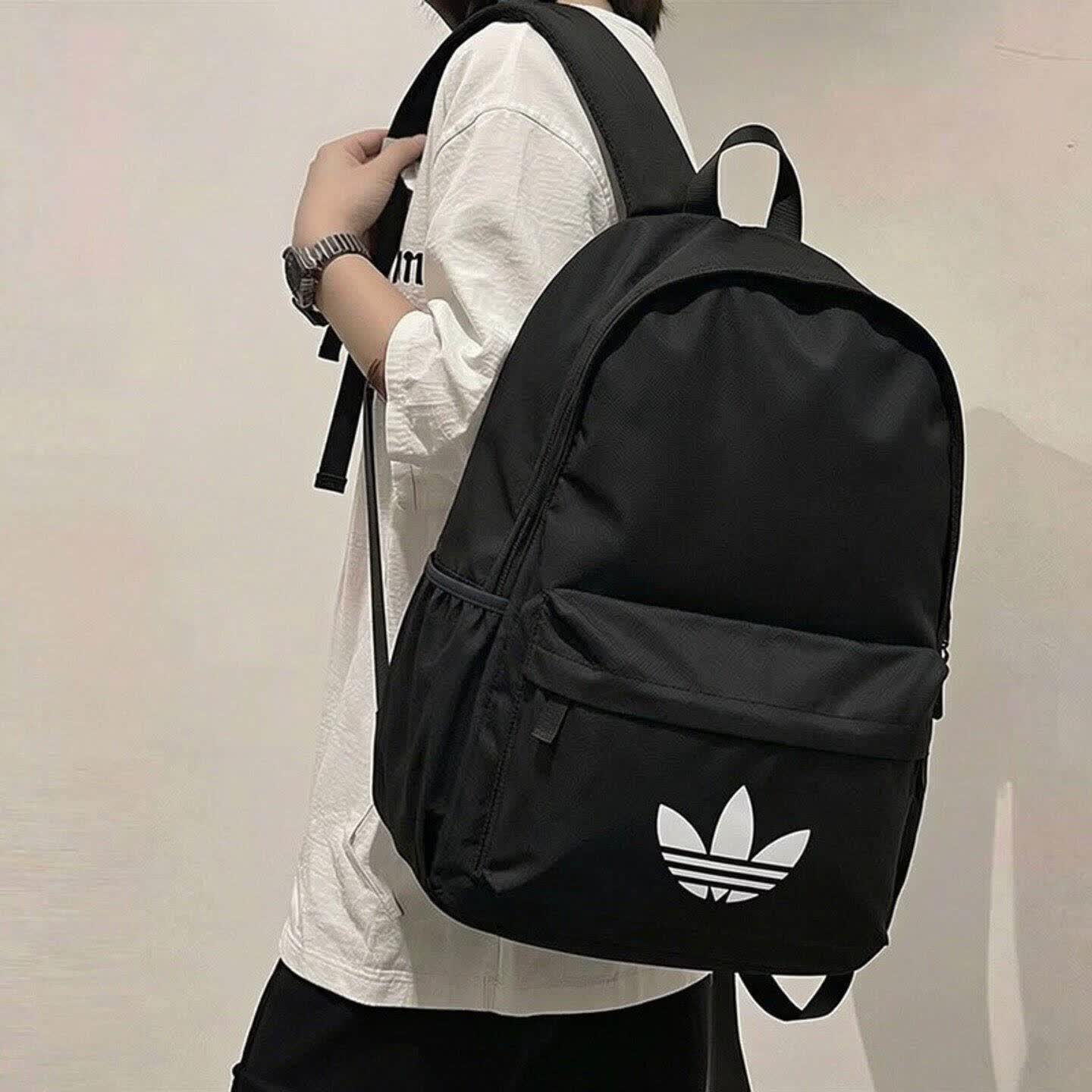 阿迪达斯三叶草双肩包户外通勤运动背包学生书包电脑包KQ6385