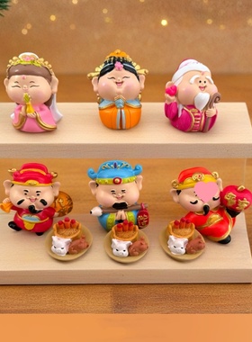 六路家居办公桌面摆件卡通公仔网红款解压小摆设国潮神L6