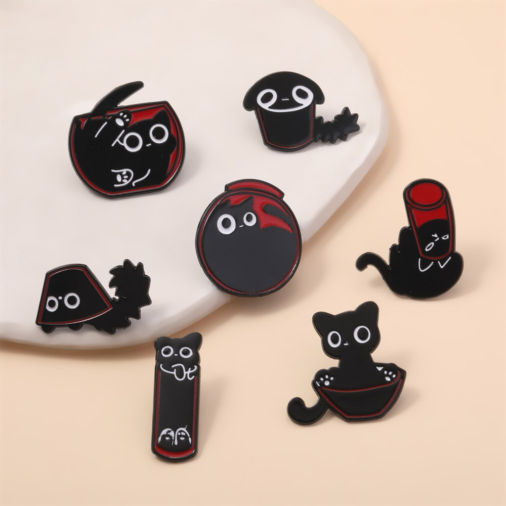 欧美新款可爱液体猫咪胸针 卡通呆萌小黑猫合金7件套滴油徽章批发