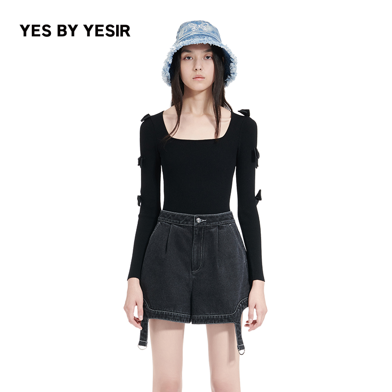 黑色蝶影重重针织套头衫