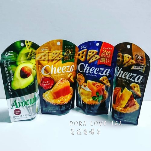 格力高奶酪芝士味三角薄脆饼干
