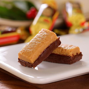 俄罗斯进口大头娃娃花生芝麻巧克力娃娃酥糖500g喜糖年货休闲零食