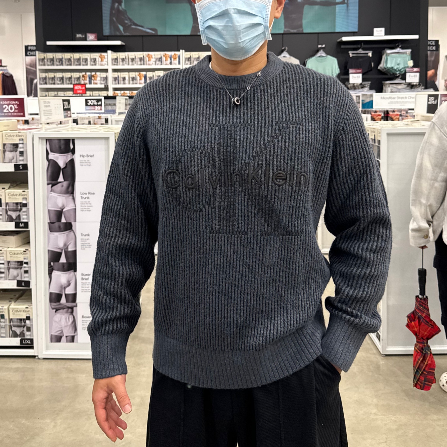 CK男士时尚粗棒针羊毛混纺毛衣