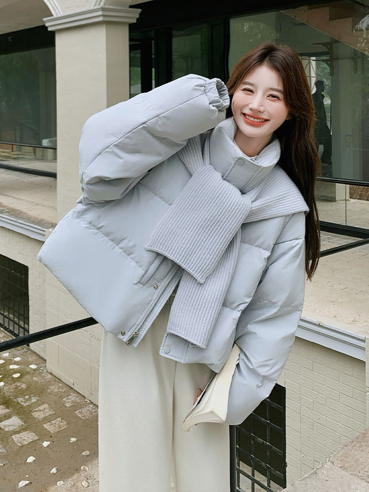 针织围巾披肩小个子女短款2024冬季加厚立领甜美白鸭绒减龄面包服