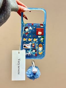 锡纸纹蓝底奈良美智毛球挂件适用苹果17promax手机壳16iphone15 · 苹果15 蓝底涂鸦奈良美智插画