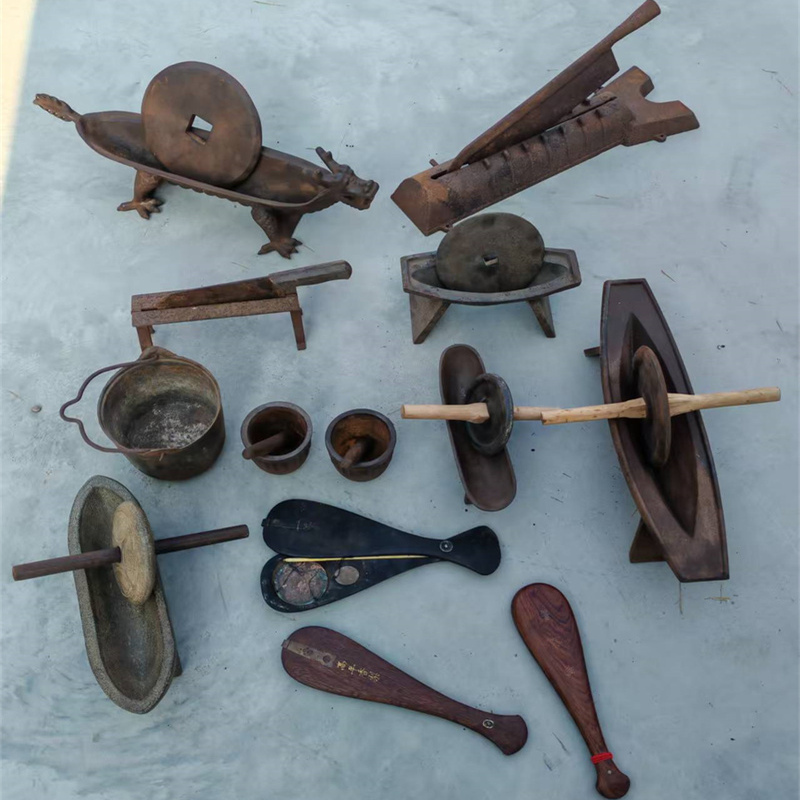 怀旧老物件中药碾子熬药锅捣药罐铁铡刀小铜秤中医馆摆件全套道具