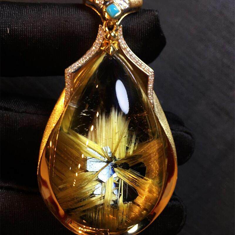 天然水晶巴西钛晶花水滴18k金项链吊坠50克金发晶板钛猫眼原矿贺