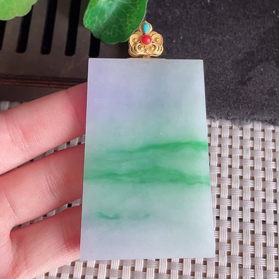 天然缅甸高端翡翠a货18k金飘绿无事牌吊坠xcbr