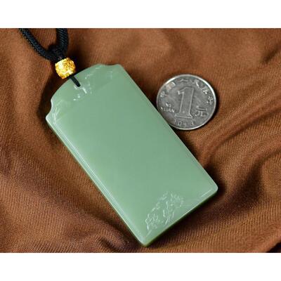 精品天然和田玉碧玉粉青无事牌挂件吊坠项链 玉质油润 重84.2克cs