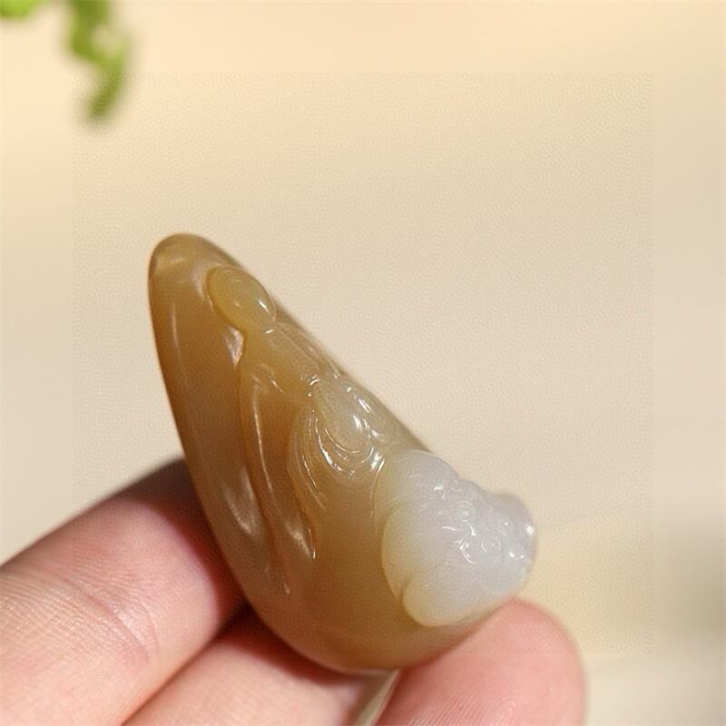 天然新疆料和田玉且末糖花开见佛玉质温润油性好细腻20.06克犹