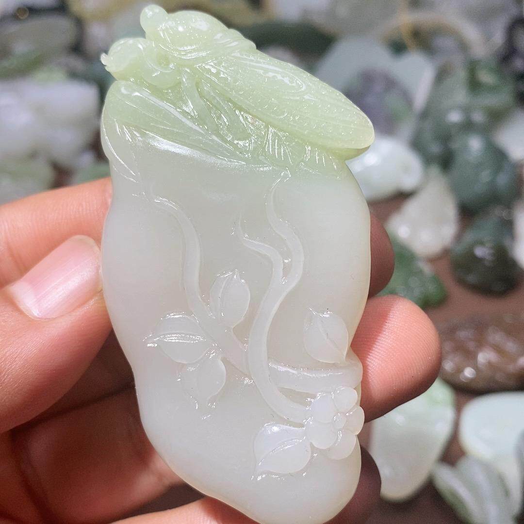 和田玉翠青白藕粉天然玉石挂件男女款荷花莲花牌子手把一鸣惊人zq