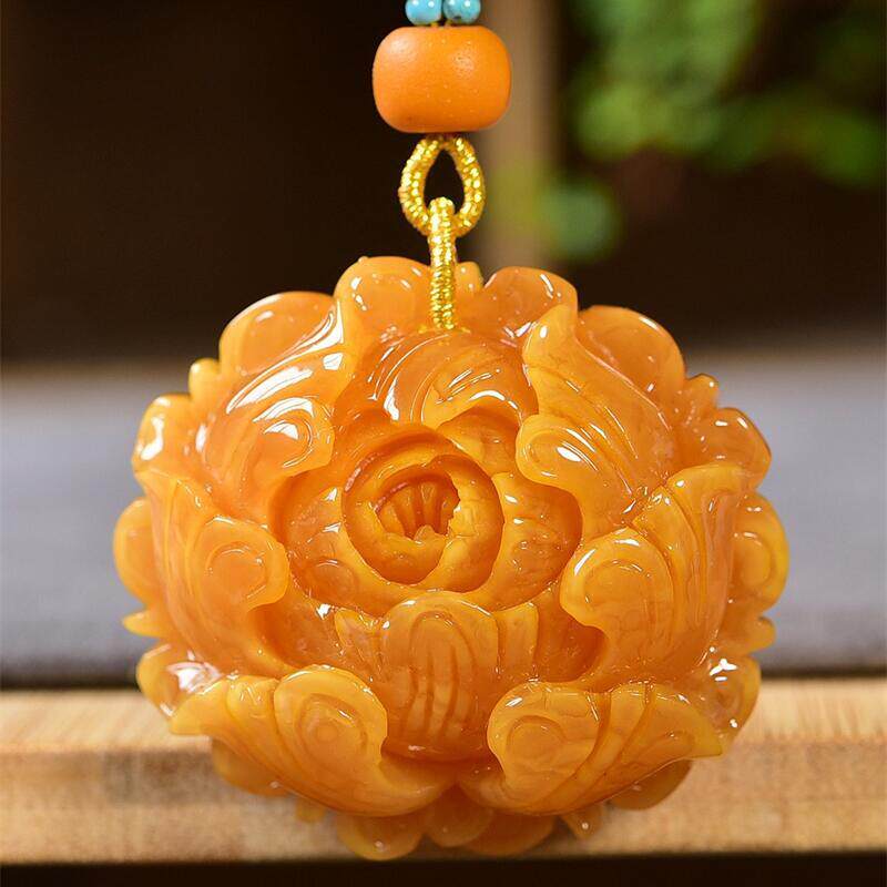 天然俄料原矿鸡油黄蜜蜡牡丹花吊坠女款项链29.2克无优化无烤色