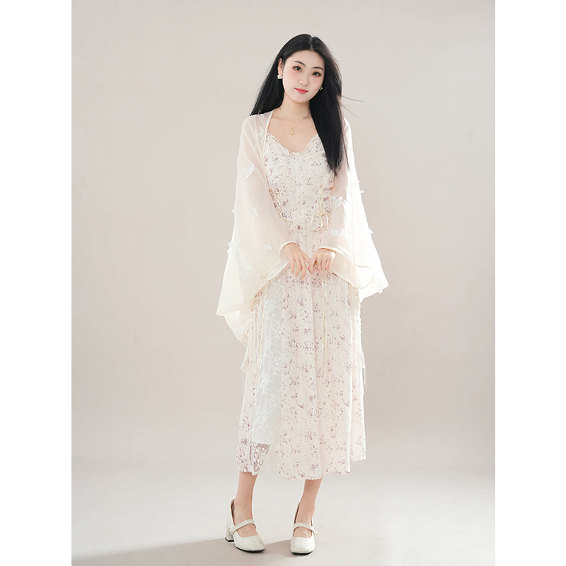 气质温柔碎花蕾丝吊带连衣裙女重工流苏开衫仙女裙两件套