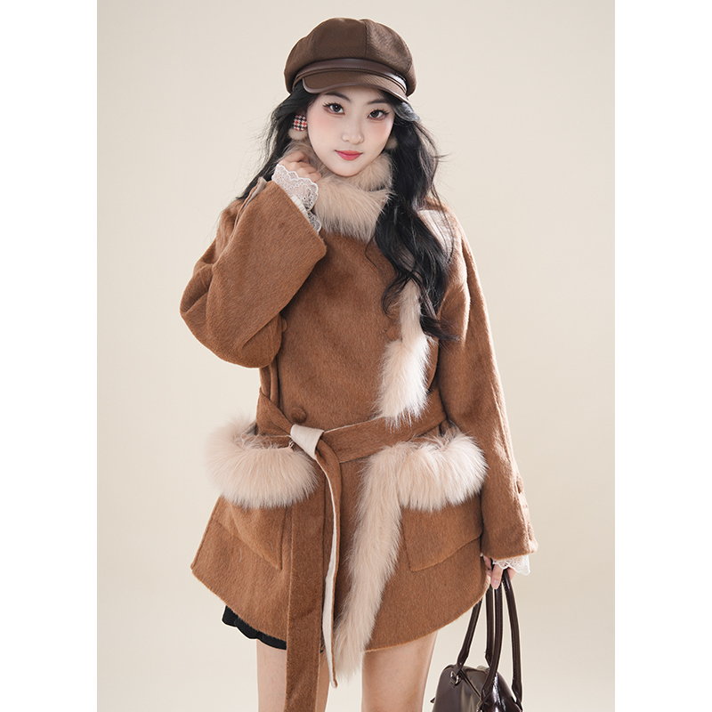 【富家千金】2025冬季新款保暖外套女咖色优雅中长款毛毛拼接大衣