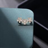 小花朵精致别针固定衣服简约衬衫 防走光扣领口装 饰设计感小众胸针