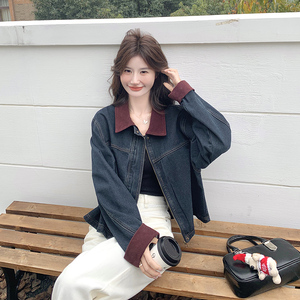 撞色拼接翻领牛仔外套女2025春季新款复古设计感休闲时尚短款夹克图片