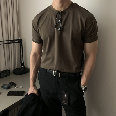 和西装很搭高级感十足面料亲肤