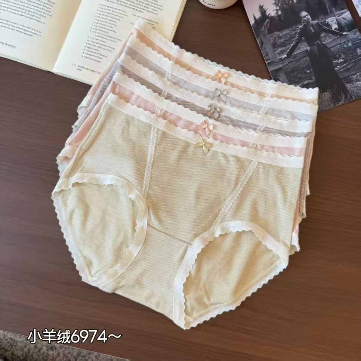 中腰女士三角裤亲肤舒适女士内裤