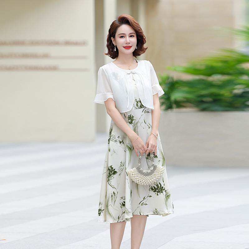妈妈夏装连衣裙中老年女夏季新款洋气中袖裙子中年妇女时尚裙子
